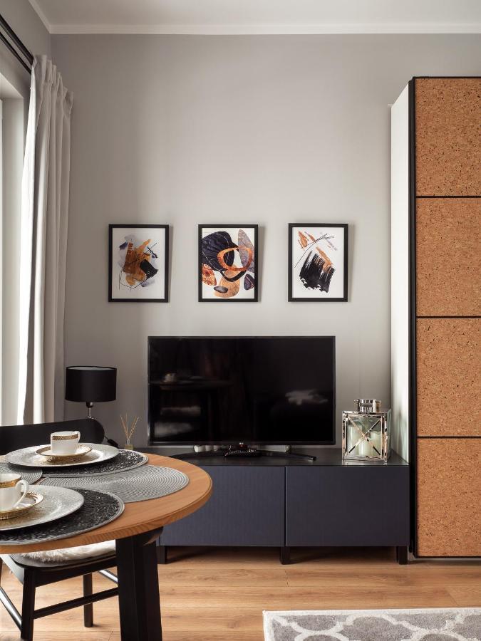 Appartement Prymasa Tysiaclecia 83a Center View By Perfect Warschau