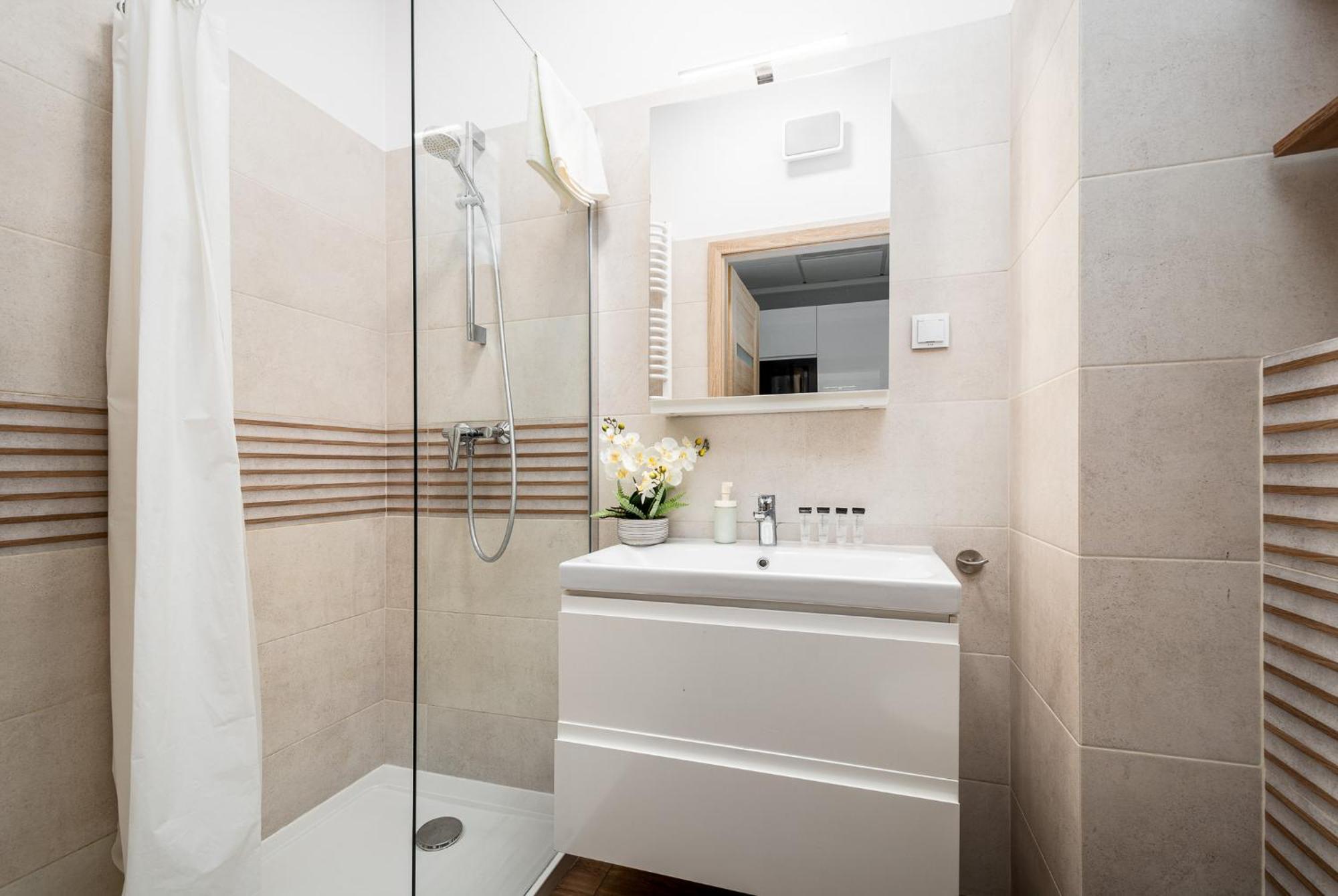 Prymasa Tysiaclecia 83a Center View By Perfect Appartement *